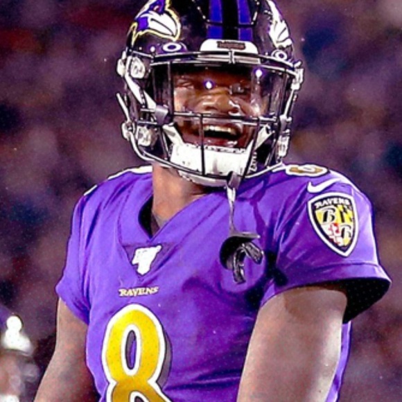 Meet your Posher, Quinn - Picture 1 of 1